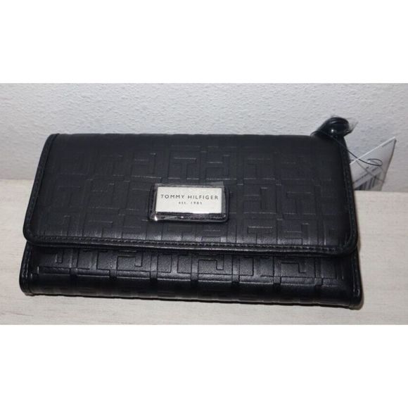 Tommy Hilfiger 69J1540 Women's Black Logo Embossed Tri-Fold Wallet Checkbook $78 - Picture 3 of 6